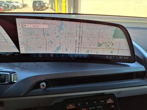 New 2026 Cadillac Vistiq Sport image 17