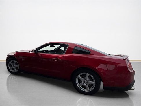 Used 2010 Ford Mustang GT image 7