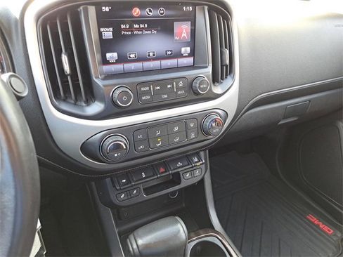 Used 2015 GMC Canyon SLT w/ Driver Alert Package image 12