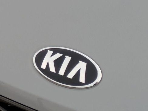 Used 2021 Kia K5 GT-Line AWD/4WD image 9