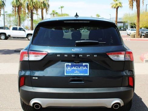 Used 2022 Ford Escape SE w/ Convenience Package FWD image 5