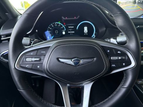 Used 2023 Genesis GV70 3.5T Sport w/ Sport Prestige Package AWD/4WD image 25