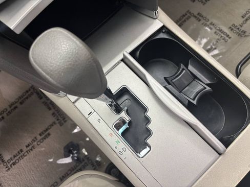Used 2010 Toyota Camry LE w/ Fleet Convenience Pkg FWD image 14