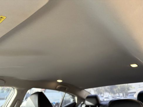 Used 2022 Nissan Maxima SV image 12