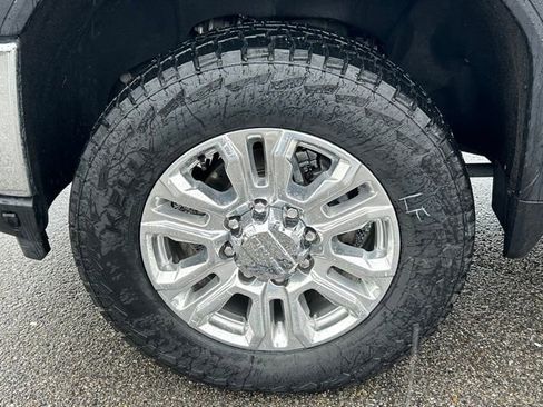 Used 2023 GMC Sierra 3500 Pro w/ Convenience Package AWD/4WD image 11