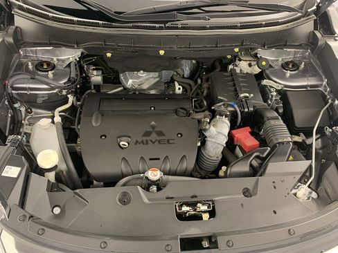 Used 2024 Mitsubishi Outlander Sport ES AWD/4WD image 11