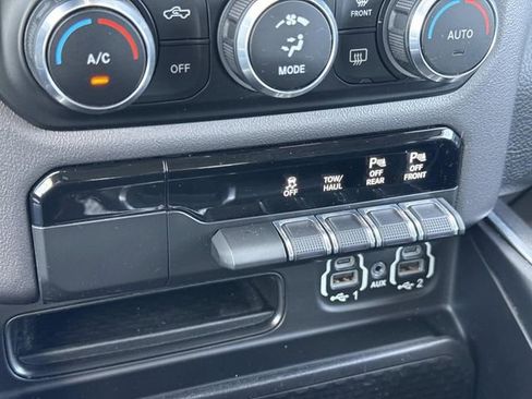 Used 2020 RAM 1500 Big Horn AWD/4WD image 22