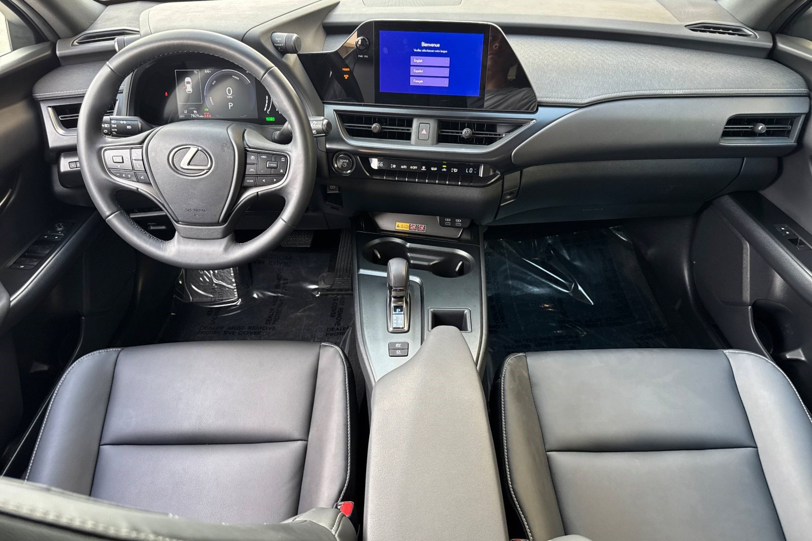 Used 2025 Lexus UX 300h FWD w/ Accessory Package (Z2) image 15