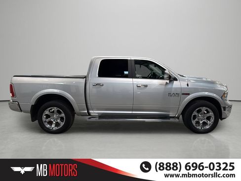 Used 2017 RAM 1500 Laramie AWD/4WD image 5