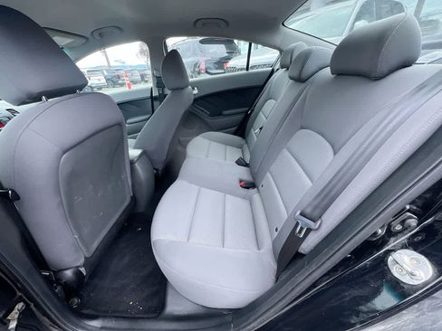 Used 2018 Kia Forte LX image 24