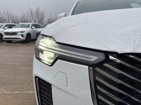 New 2026 Volvo XC90 B6 Ultra w/ Protection Package image 10
