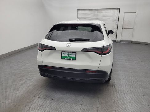 Used 2023 Honda HR-V LX image 7