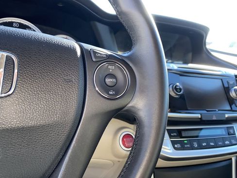 Used 2015 Honda Accord EX-L image 24