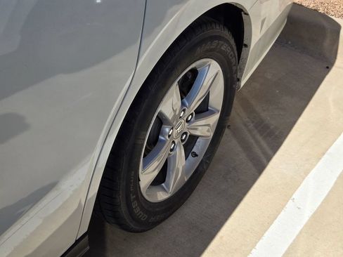 Used 2019 Honda Odyssey EX-L image 21