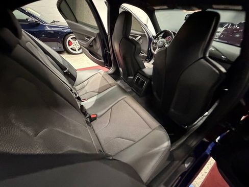 Used 2016 BMW M3 RWD image 33