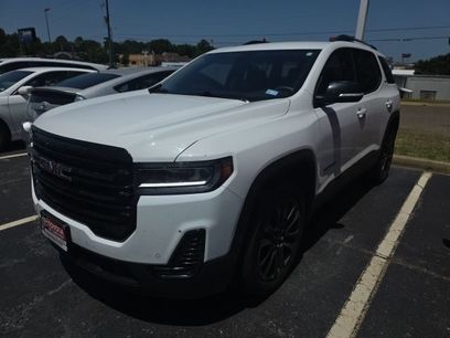 Used 2023 GMC Acadia SLE w/ Driver Convenience Package