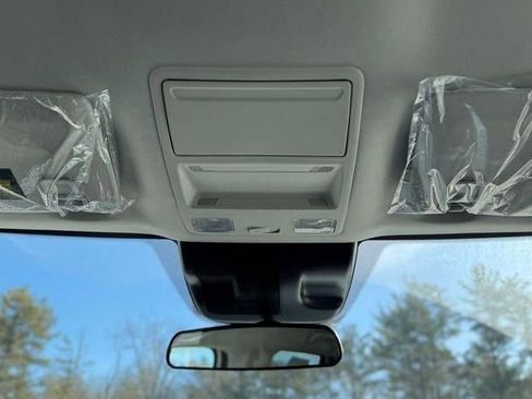 New 2026 Ford Maverick XL image 21