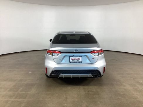 Used 2022 Toyota Corolla SE FWD image 6