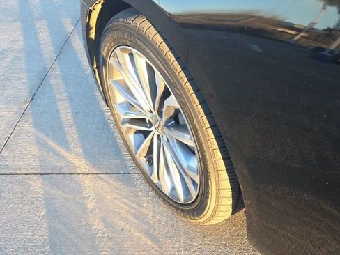 Used 2015 Hyundai Genesis 3.8 w/ Option Group 03 image 11