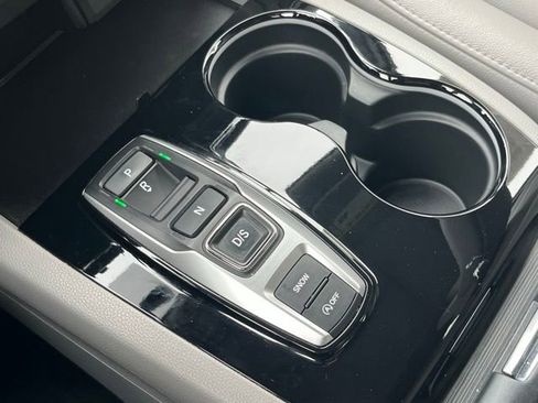 Used 2022 Honda Pilot Touring image 16
