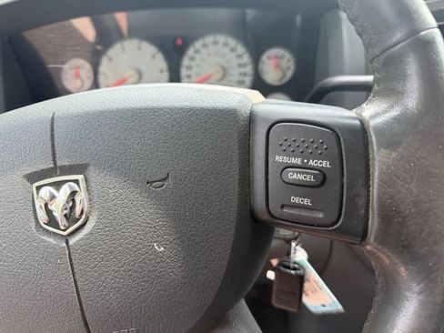 Used 2006 Dodge Ram 1500 Truck SLT AWD/4WD image 17