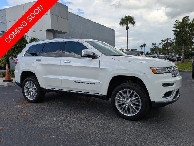 Certified 2018 Jeep Grand Cherokee Summit AWD/4WD image 2