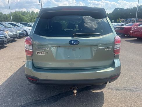 Used 2015 Subaru Forester 2.5i Premium AWD/4WD image 6