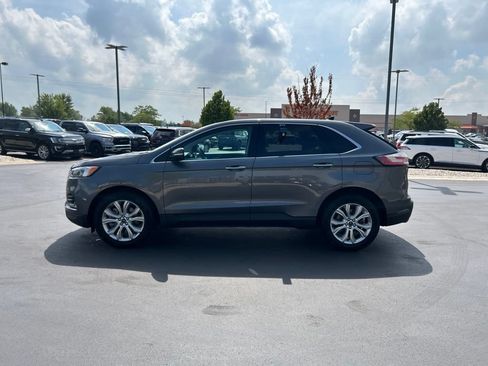 Certified 2022 Ford Edge Titanium w/ Equipment Group 301A AWD/4WD image 10