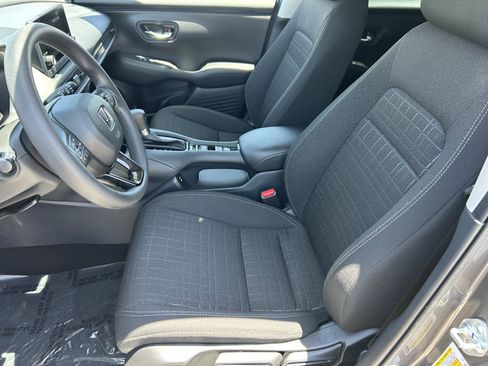 Certified 2025 Honda HR-V LX image 14