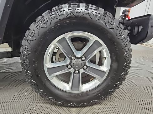 Used 2021 Jeep Wrangler Unlimited Sahara image 44