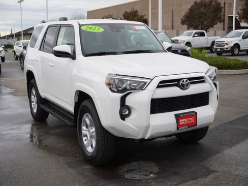 Used 2023 Toyota 4Runner SR5 image 1