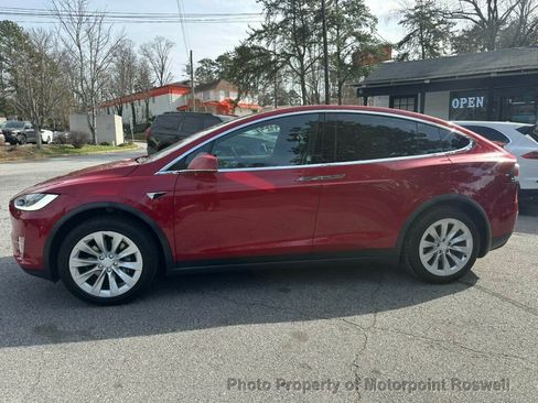Used 2018 Tesla Model X 75D image 7