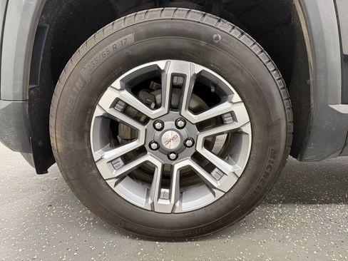 Used 2025 GMC Terrain Elevation AWD/4WD image 18