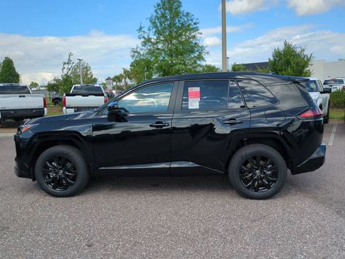 Used 2026 Toyota RAV4 SE AWD/4WD image 3