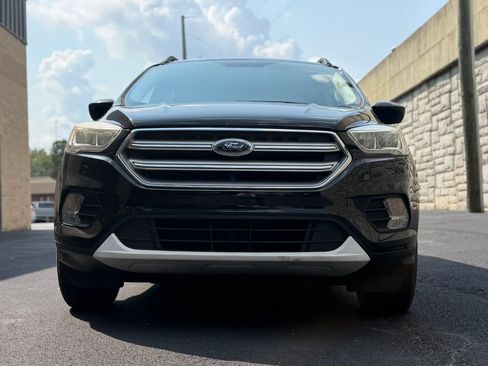 Used 2017 Ford Escape SE w/ Equipment Group 201A FWD image 40