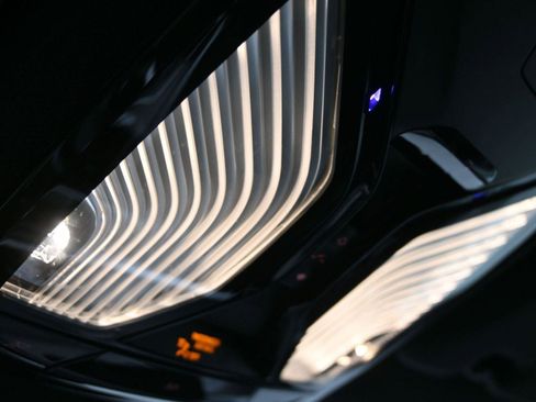 Used 2021 BMW X5 xDrive40i w/ Premium Package image 8