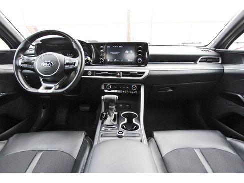 Used 2021 Kia K5 GT-Line image 11