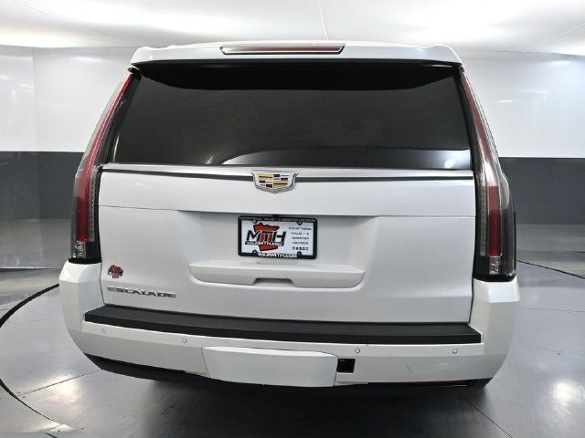 Used 2017 Cadillac Escalade ESV 4WD image 5