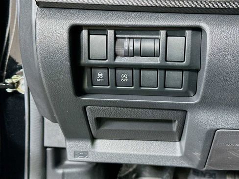 Certified 2021 Subaru Crosstrek 2.0i Premium w/ Popular Package #3 image 10