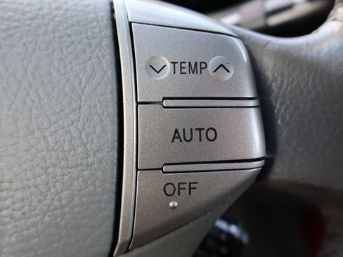 Used 2007 Toyota Avalon Limited FWD image 31