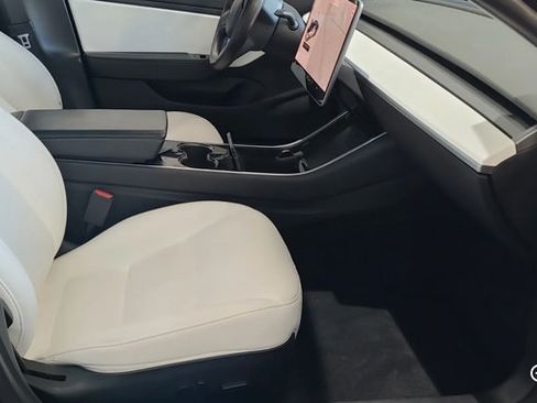 Used 2019 Tesla Model 3 Long Range AWD/4WD image 3