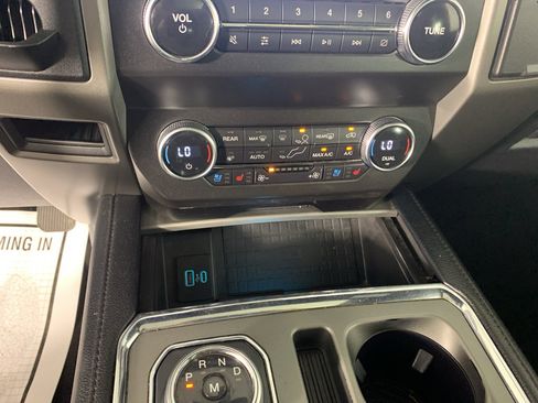 Used 2020 Ford Expedition XLT w/ Equipment Group 202A image 25