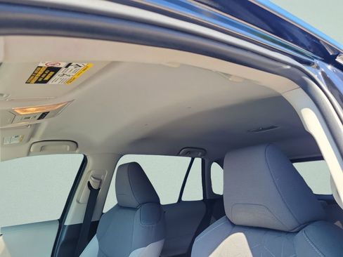 Certified 2021 Toyota RAV4 XLE image 28