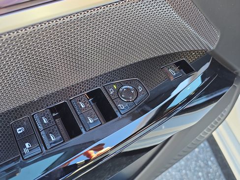 New 2026 BMW i7 eDrive50 w/ M Sport Package image 20