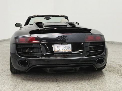Used 2011 Audi R8 V10 w/ Enhanced Leather Pkg AWD/4WD image 4