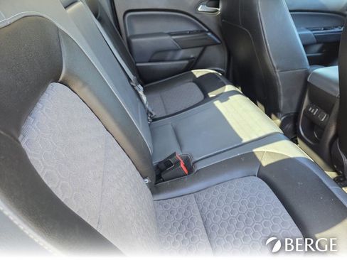Used 2018 Chevrolet Colorado Z71 RWD image 29