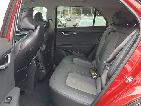 New 2025 Kia Niro Wind w/ Wind Preserve Package image 5