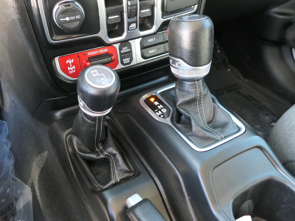 Certified 2024 Jeep Wrangler Unlimited Rubicon AWD/4WD image 24