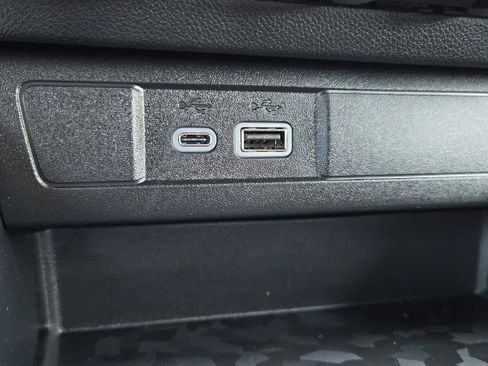 New 2026 GMC Canyon Elevation w/ Convenience Package image 27