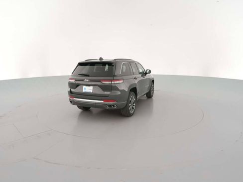 New 2025 Jeep Grand Cherokee Overland w/ Trailer Tow Package image 11